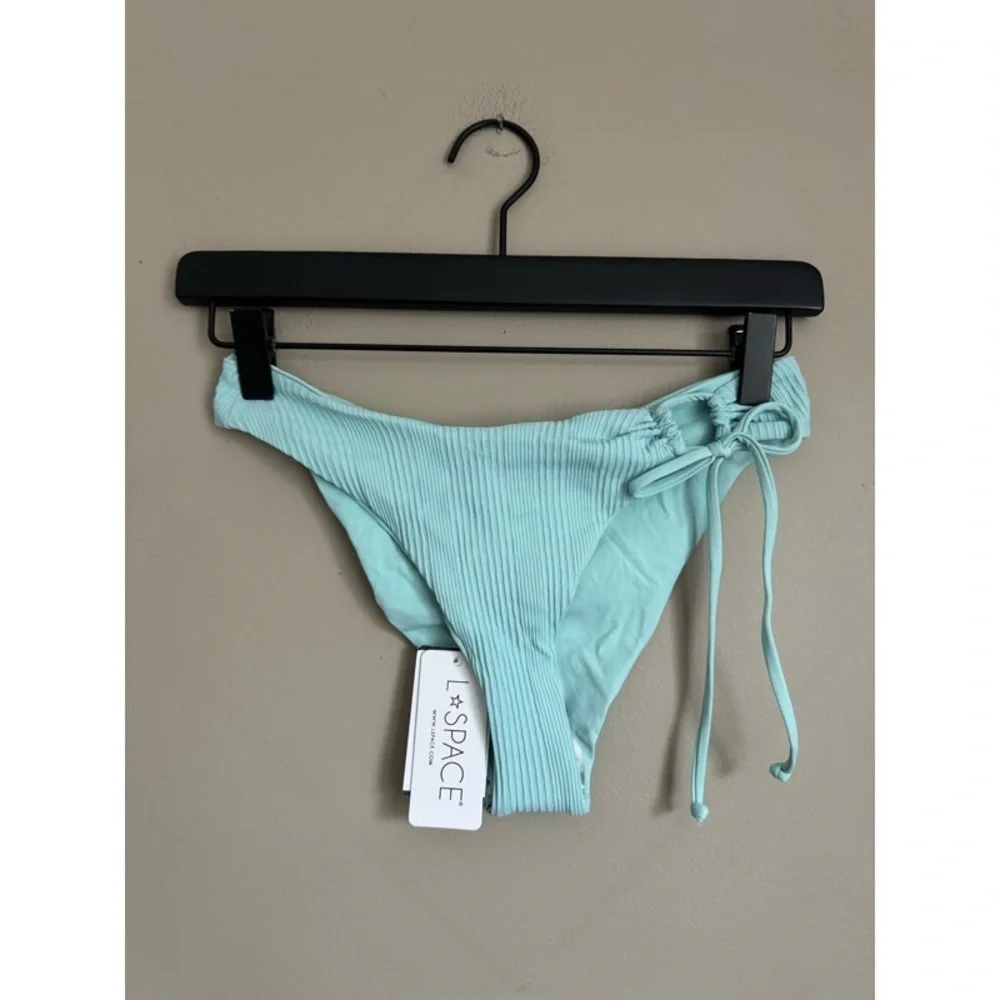 NEW L*SPACE Amal Classic Bikini Bottom in Pool - Picture 2 of 2